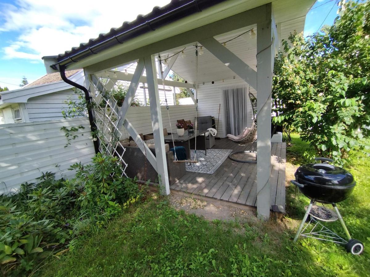 Guest House In The Garden Hokksund Екстер'єр фото